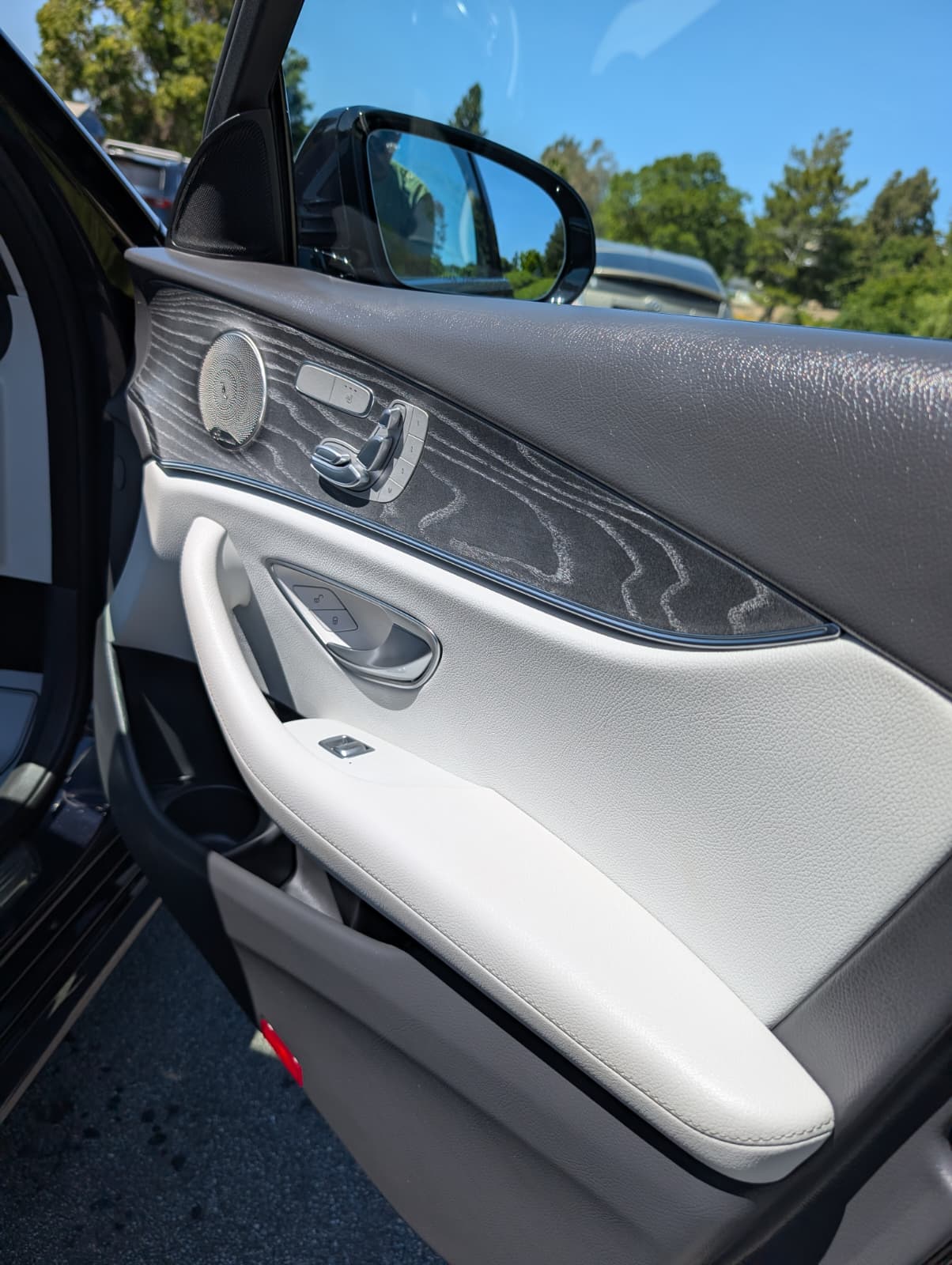 Used 2022 Mercedes-Benz E 350 Sedan image 14
