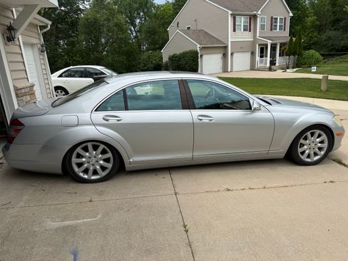 Used 2007 Mercedes-Benz S 550 image 5