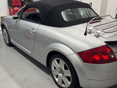 Used 2004 Audi TT 3.2 AWD/4WD image 2