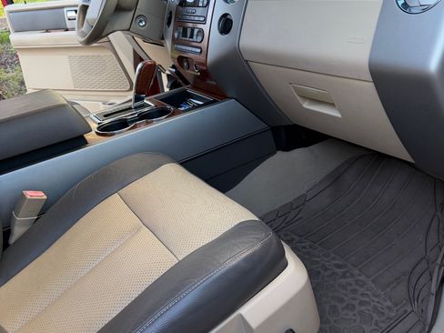 Used 2007 Ford Expedition EL Eddie Bauer image 6
