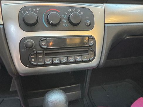 Used 2006 Dodge Stratus SXT w/ Travel Convenience Group image 1