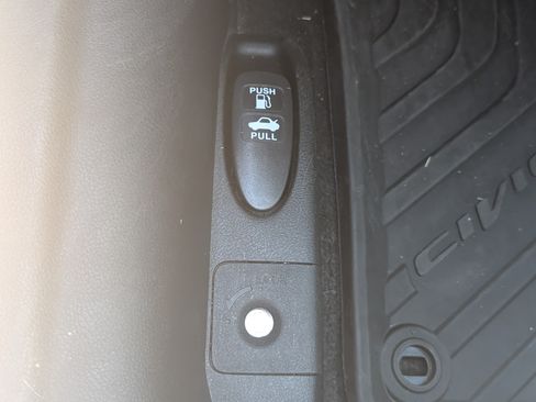 Used 2015 Honda Civic EX-L image 25