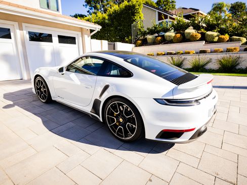 Used 2021 Porsche 911 Turbo S image 13