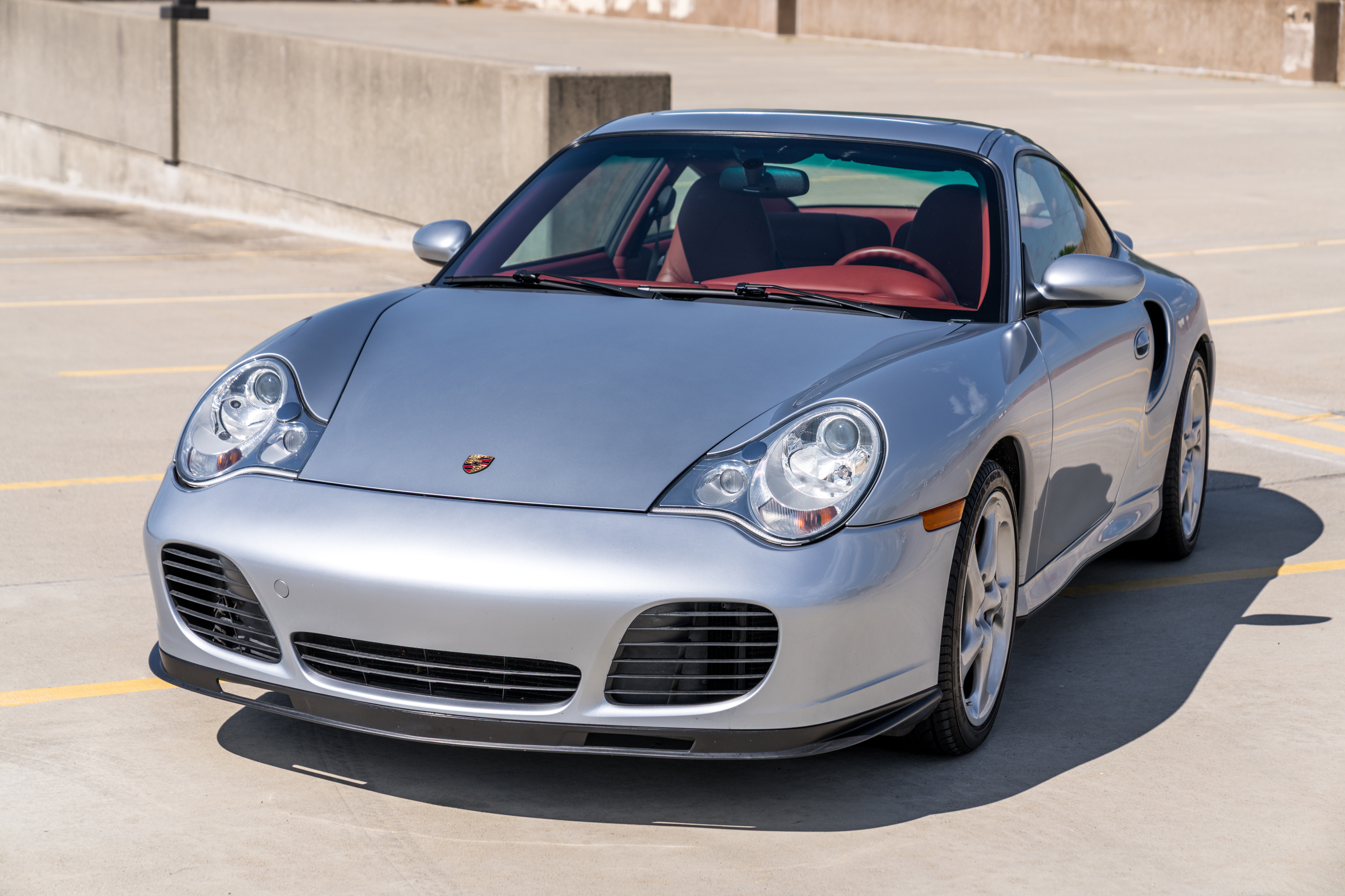 Used 2001 Porsche 911 Turbo AWD/4WD image 2