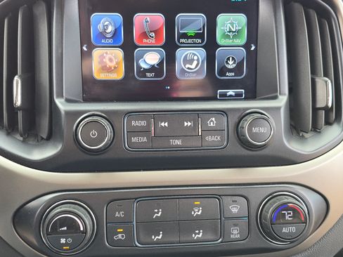 Used 2017 Chevrolet Colorado Z71 image 18