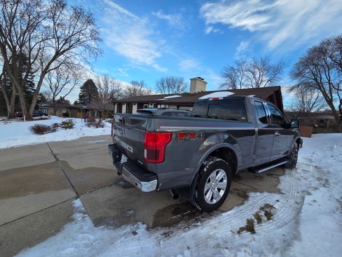 Used 2019 Ford F150 Lariat w/ Equipment Group 502A Luxury image 7
