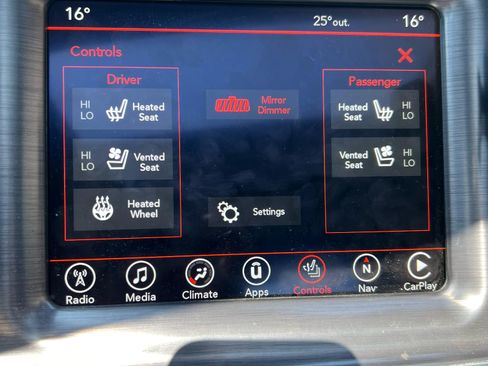 Used 2017 Dodge Challenger SXT Plus image 20