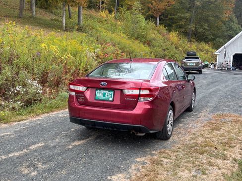 Used 2021 Subaru Impreza 2.0i image 4