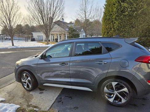 Used 2018 Hyundai Tucson Value image 4