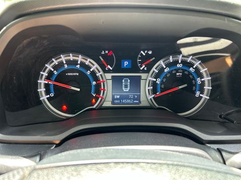 Used 2014 Toyota 4Runner SR5 Premium AWD/4WD image 29