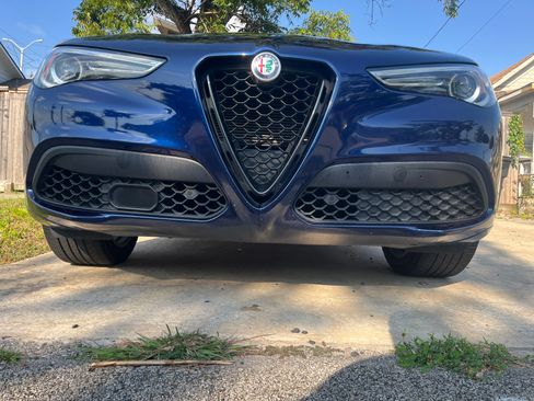 Used 2020 Alfa Romeo Stelvio Sport w/ Quick Order Package 22K Sport image 12