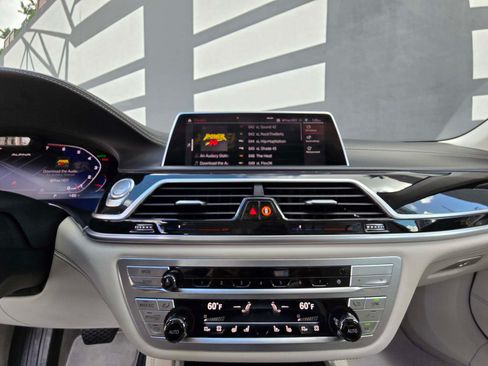 Used 2021 BMW ALPINA B7 xDrive w/ Luxury Rear Seating Package image 9