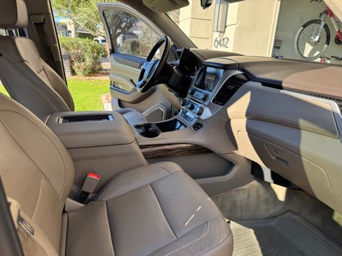 Used 2015 GMC Yukon SLT image 9