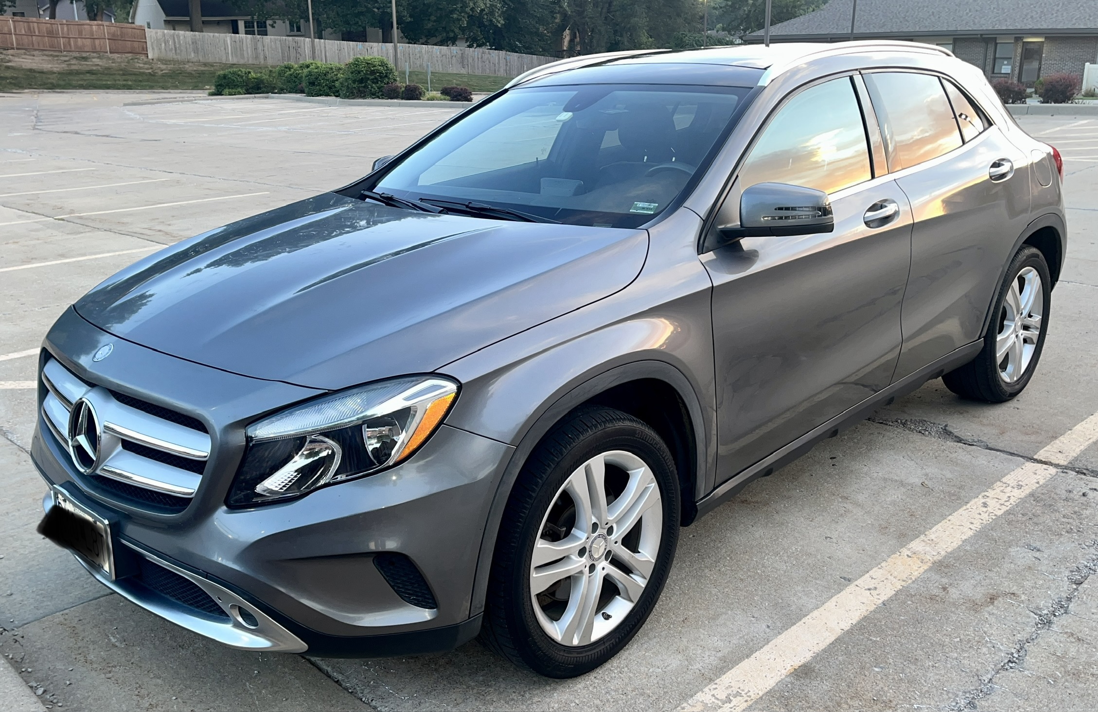 Used 2015 Mercedes-Benz GLA 250 4MATIC image 1