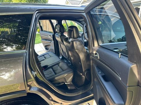 Used 2016 Jeep Grand Cherokee Limited AWD/4WD image 14