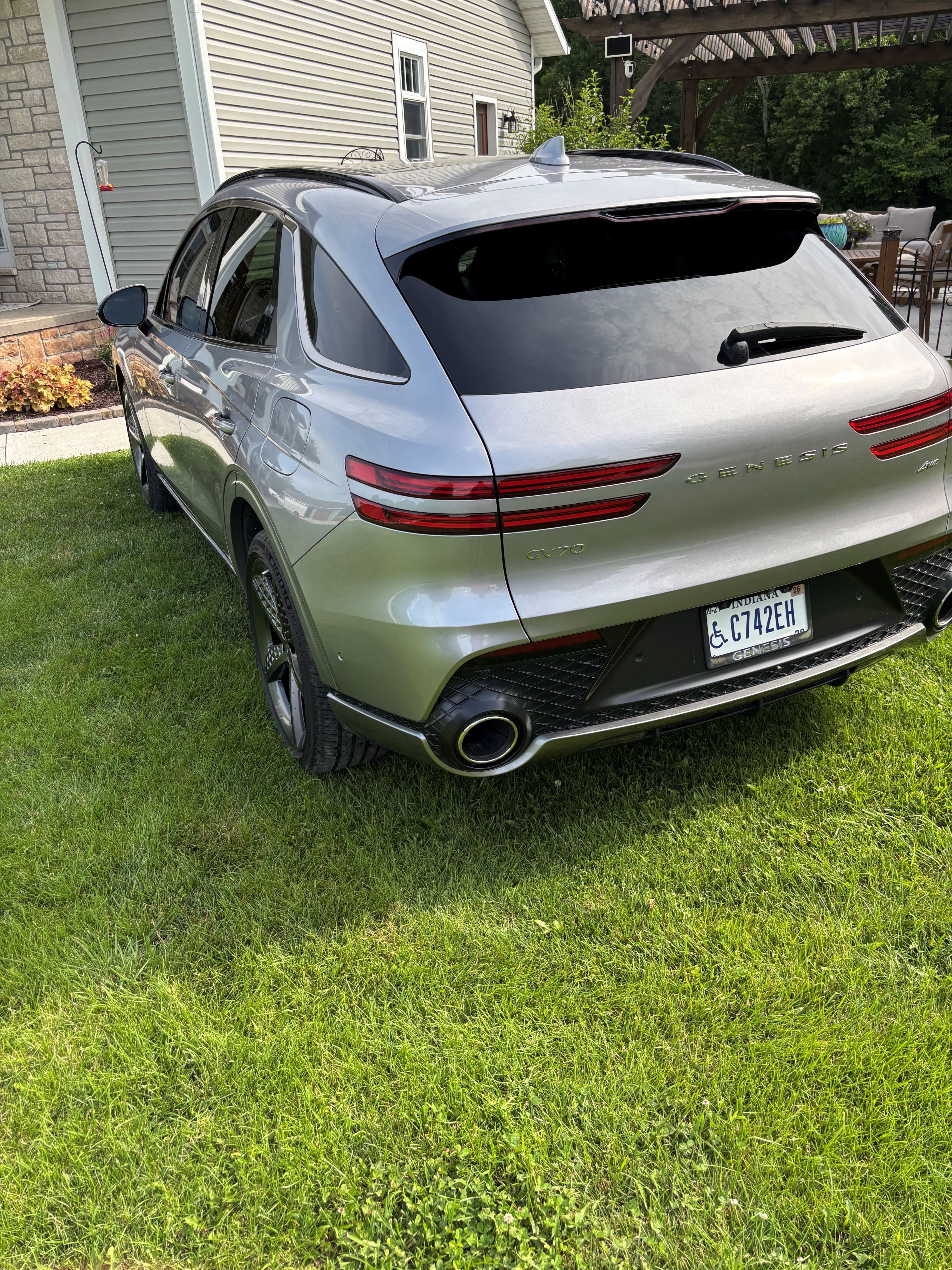 Used 2023 Genesis GV70 2.5T w/ Sport Prestige Package AWD/4WD image 5