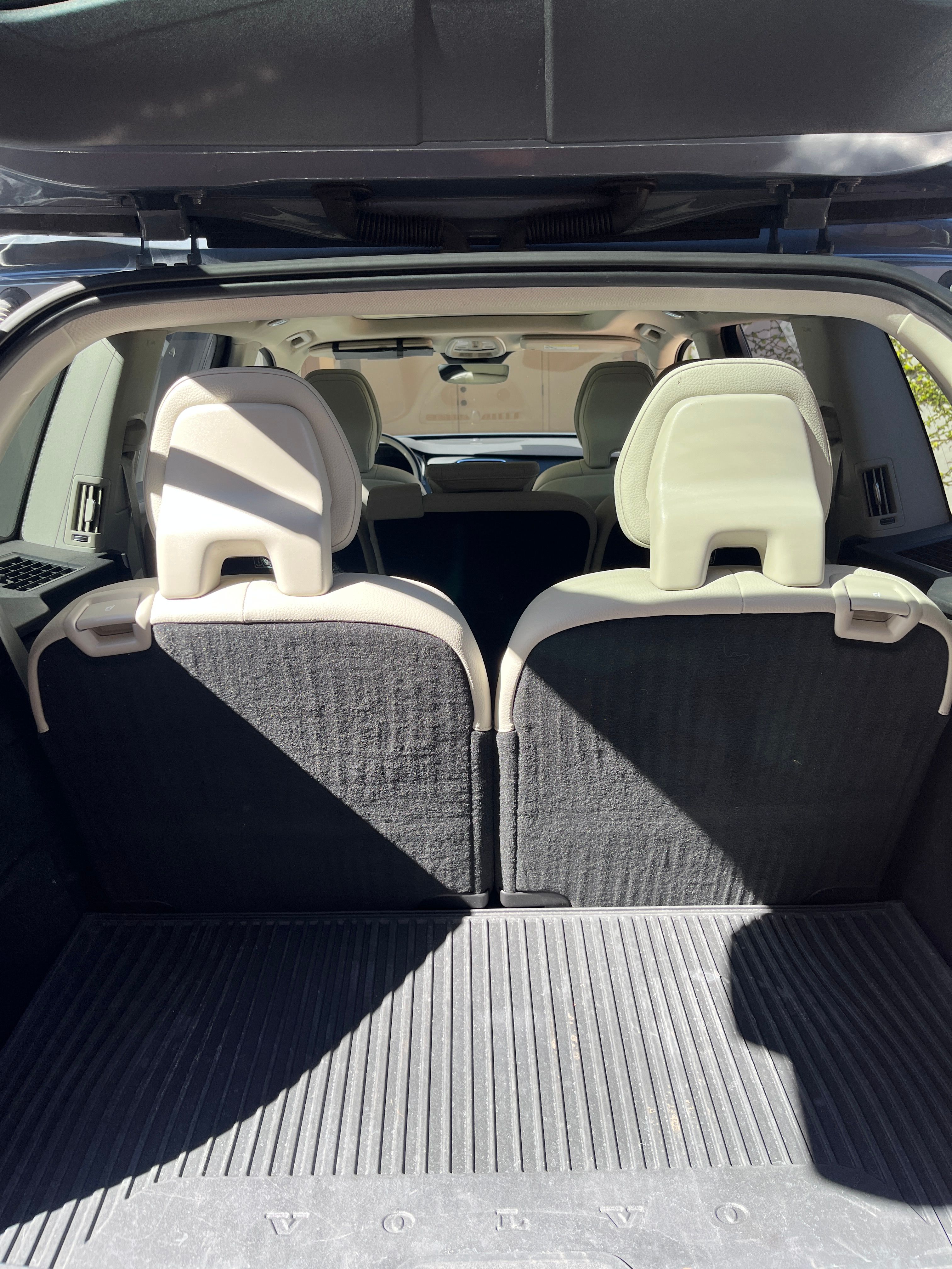 Used 2023 Volvo XC90 T8 Plus AWD/4WD image 12