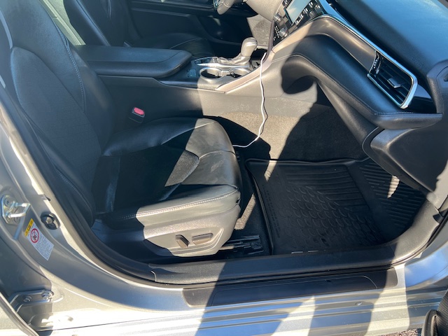 Used 2018 Toyota Camry XSE FWD image 10