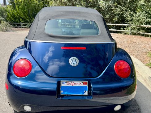 Used 2004 Volkswagen Beetle GLS FWD image 10