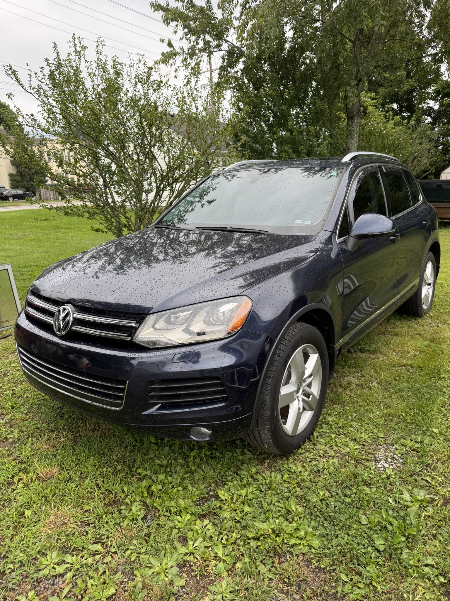 Used 2014 Volkswagen Touareg Executive AWD/4WD image 16