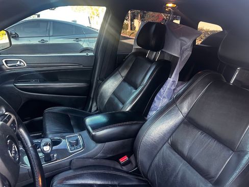 Used 2015 Jeep Grand Cherokee Limited image 8