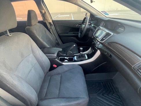 Used 2016 Honda Accord EX image 25