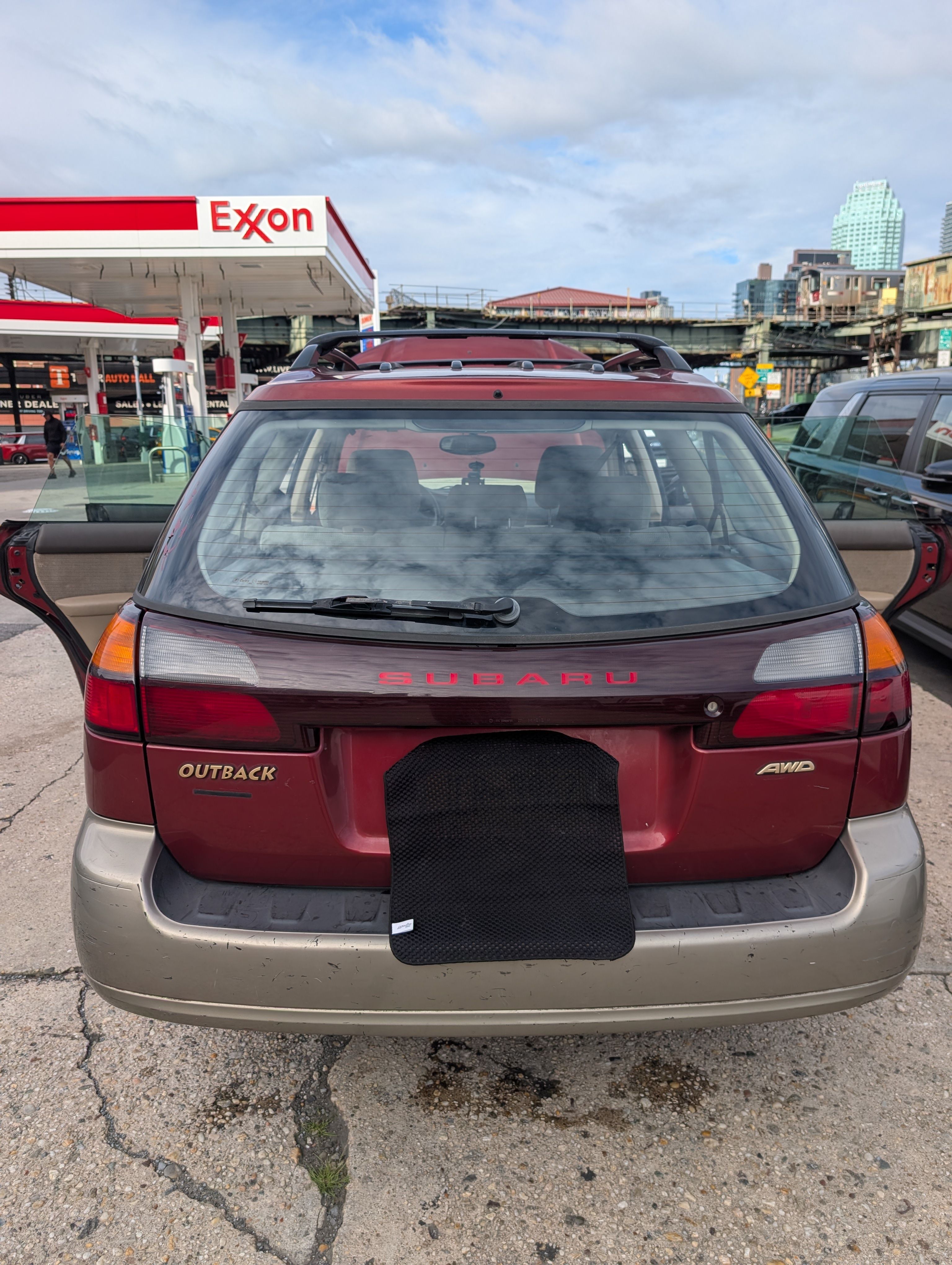 Used 2003 Subaru Outback Wagon AWD/4WD image 6