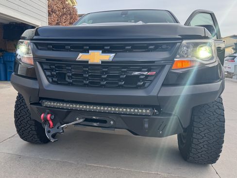 Used 2018 Chevrolet Colorado ZR2 image 25