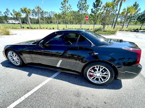 Used 2005 Cadillac XLR Convertible 2D image 1