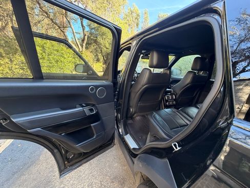 Used 2016 Land Rover Range Rover AWD/4WD image 10