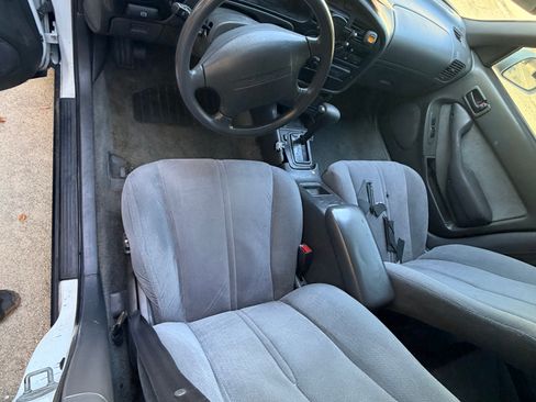 Used 1995 Toyota Camry LE image 12