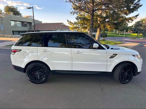Used 2017 Land Rover Range Rover Sport Supercharged AWD/4WD image 10