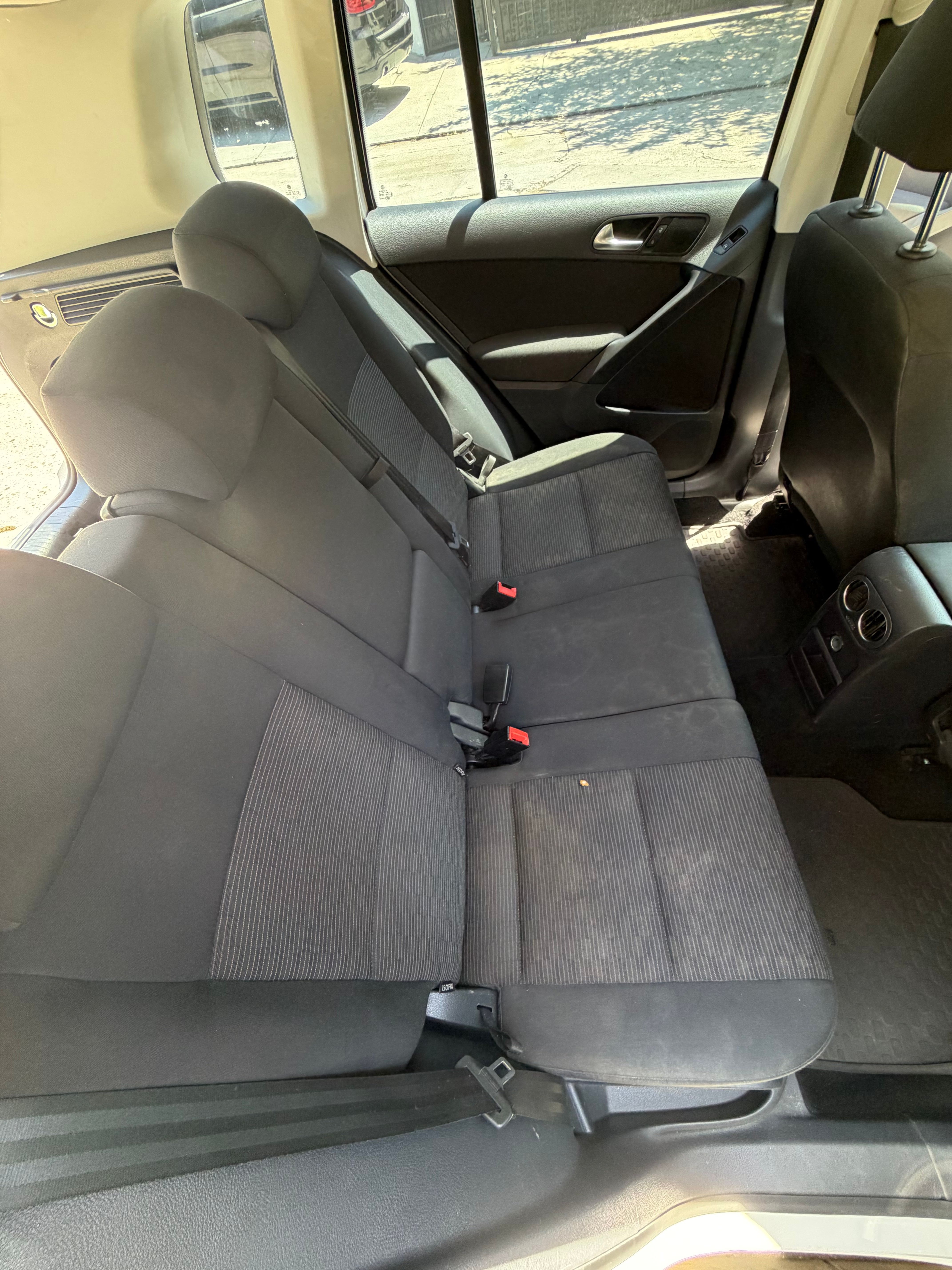 Used 2014 Volkswagen Tiguan S FWD image 12