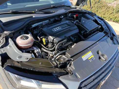 Used 2016 Audi TT 2.0T w/ Technology Package image 5