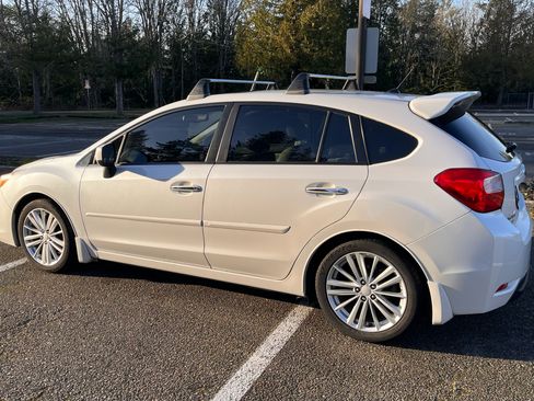 Used 2012 Subaru Impreza 2.0i Limited image 5
