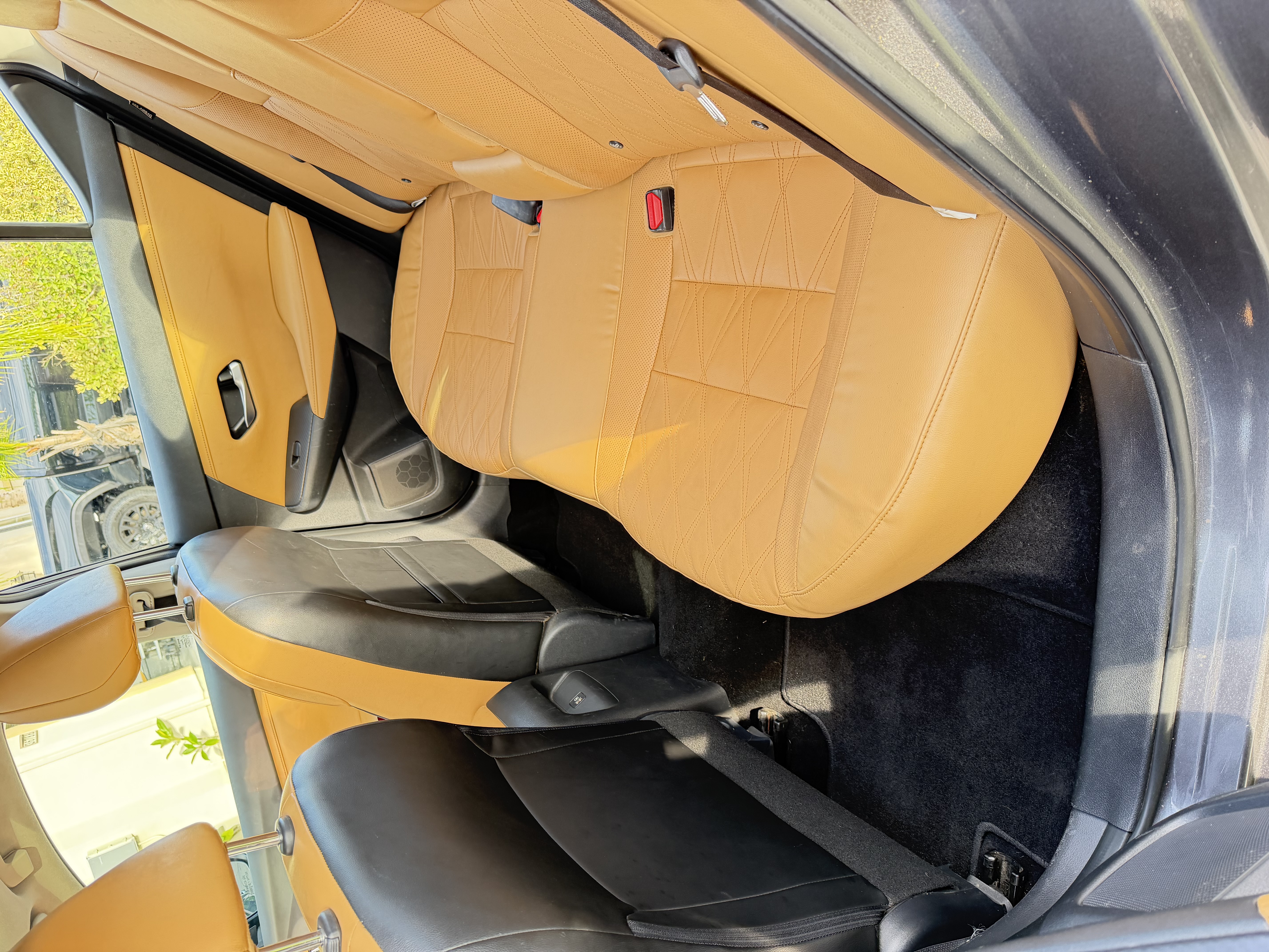 Used 2021 Nissan Sentra SV w/ SV Premium Package FWD image 9
