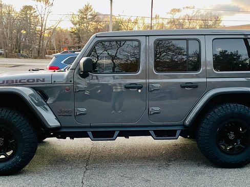 Used 2021 Jeep Wrangler Unlimited Rubicon AWD/4WD image 6