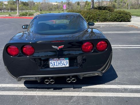 Used 2007 Chevrolet Corvette Coupe w/ Preferred Equipment Group image 5