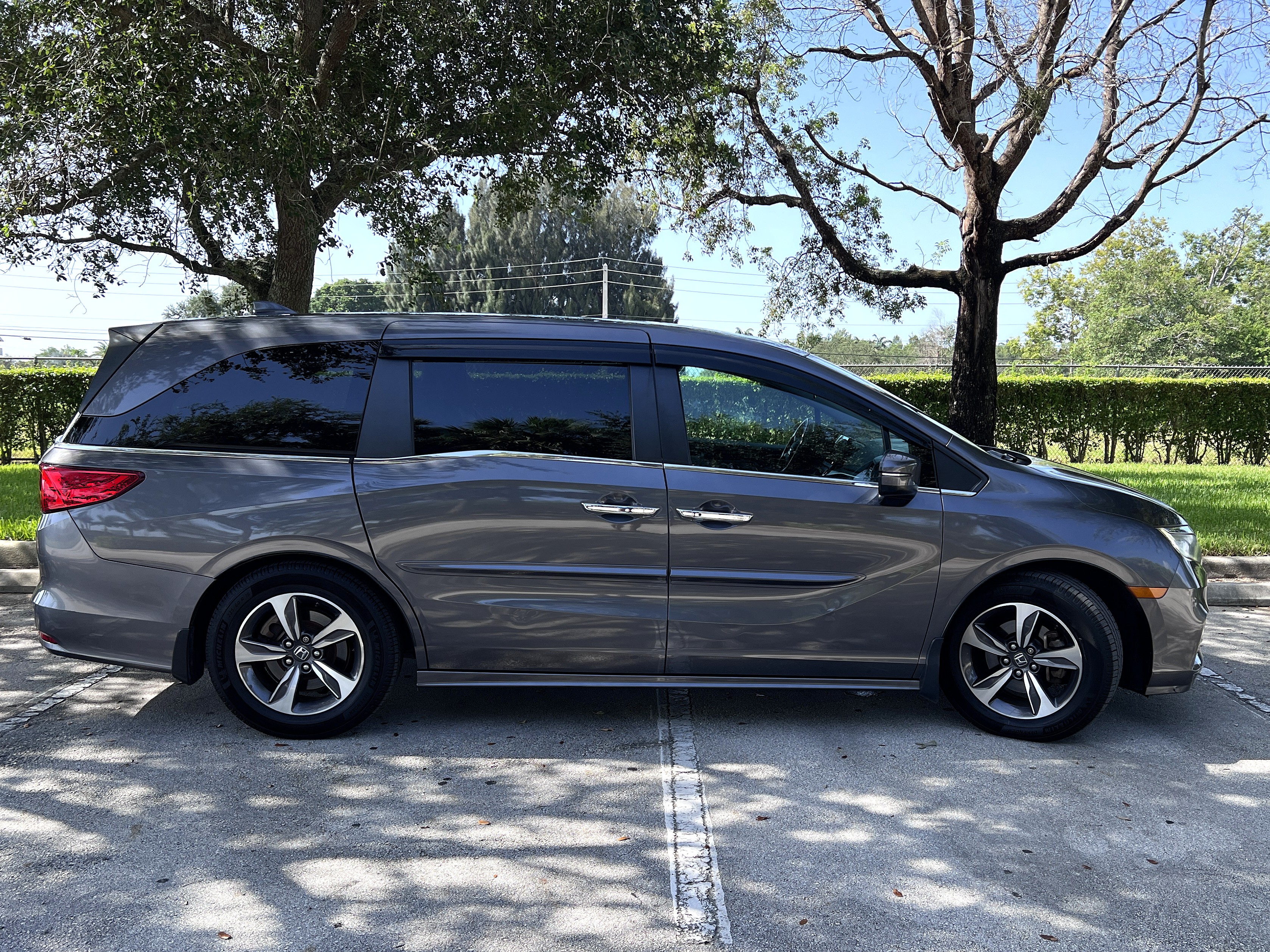 Used 2019 Honda Odyssey Touring image 4