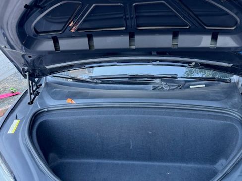 Used 2016 Tesla Model X P100D image 14