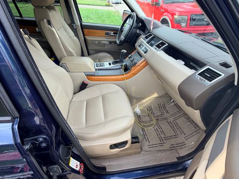 Used 2013 Land Rover Range Rover Sport HSE w/ Climate Comfort Pkg AWD/4WD image 11