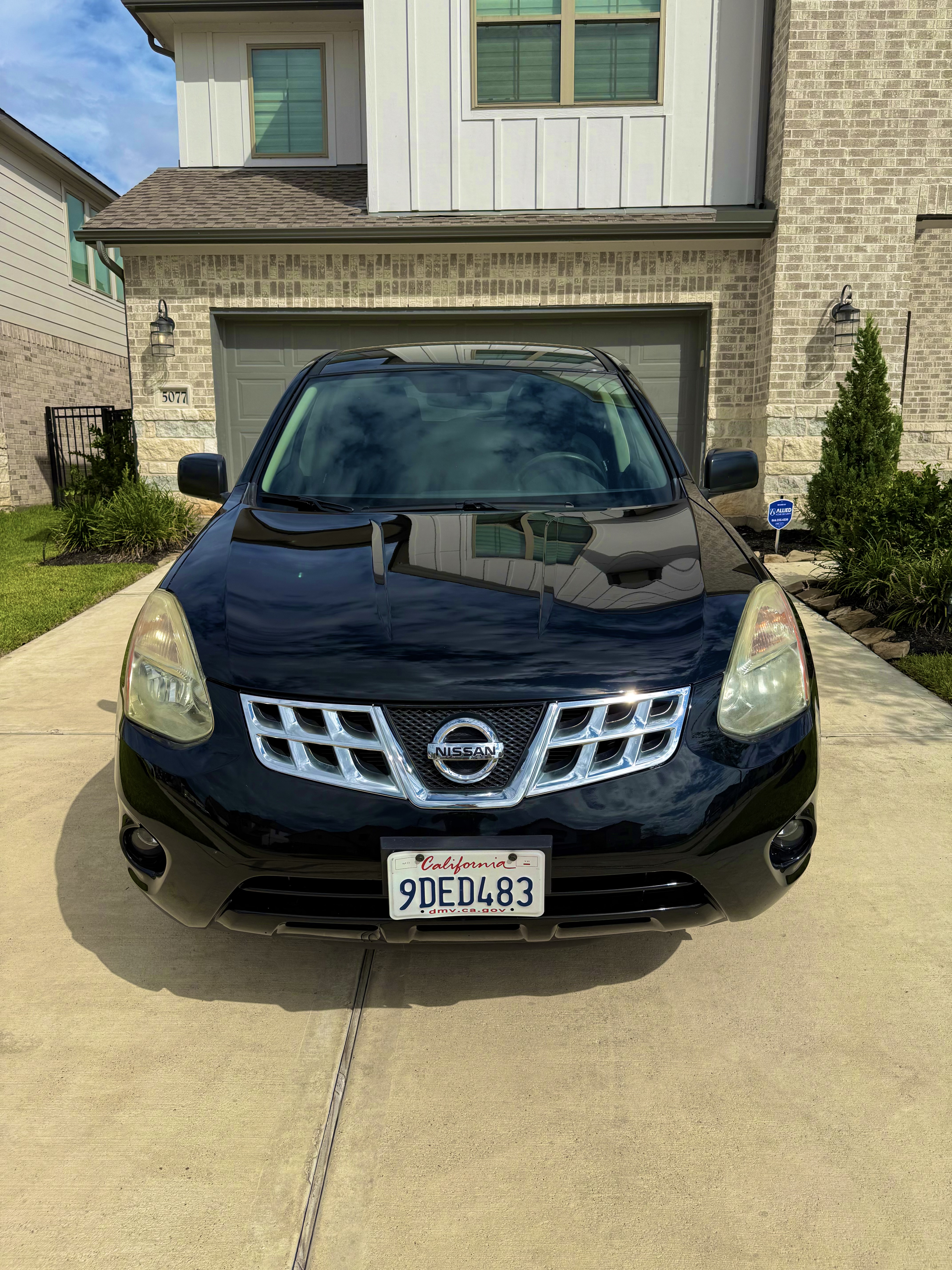 Used 2012 Nissan Rogue S w/ Special Edition Pkg AWD/4WD image 4