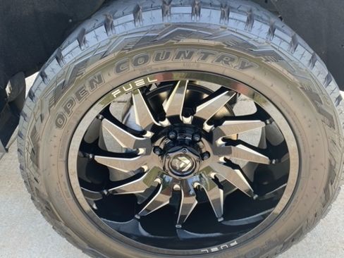 Used 2021 GMC Sierra 1500 SLE AWD/4WD image 12