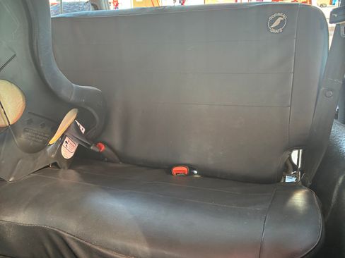 Used 2004 Jeep Wrangler X w/ Convenience Group AWD/4WD image 13