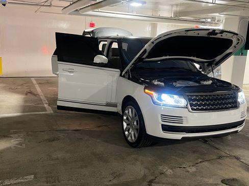 Used 2017 Land Rover Range Rover image 8