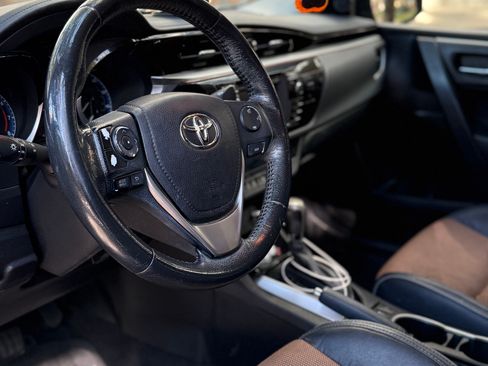 Used 2014 Toyota Corolla S image 8