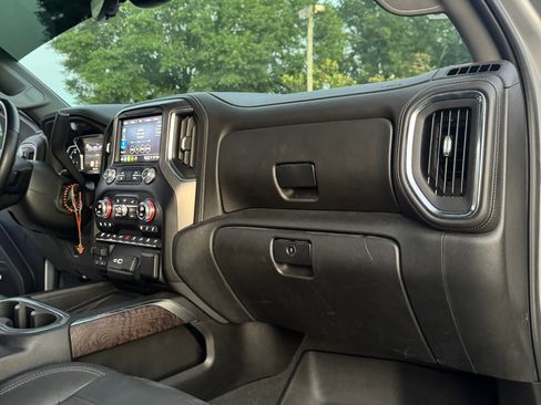 Used 2023 GMC Sierra 2500 Denali w/ Denali Ultimate Package AWD/4WD image 15