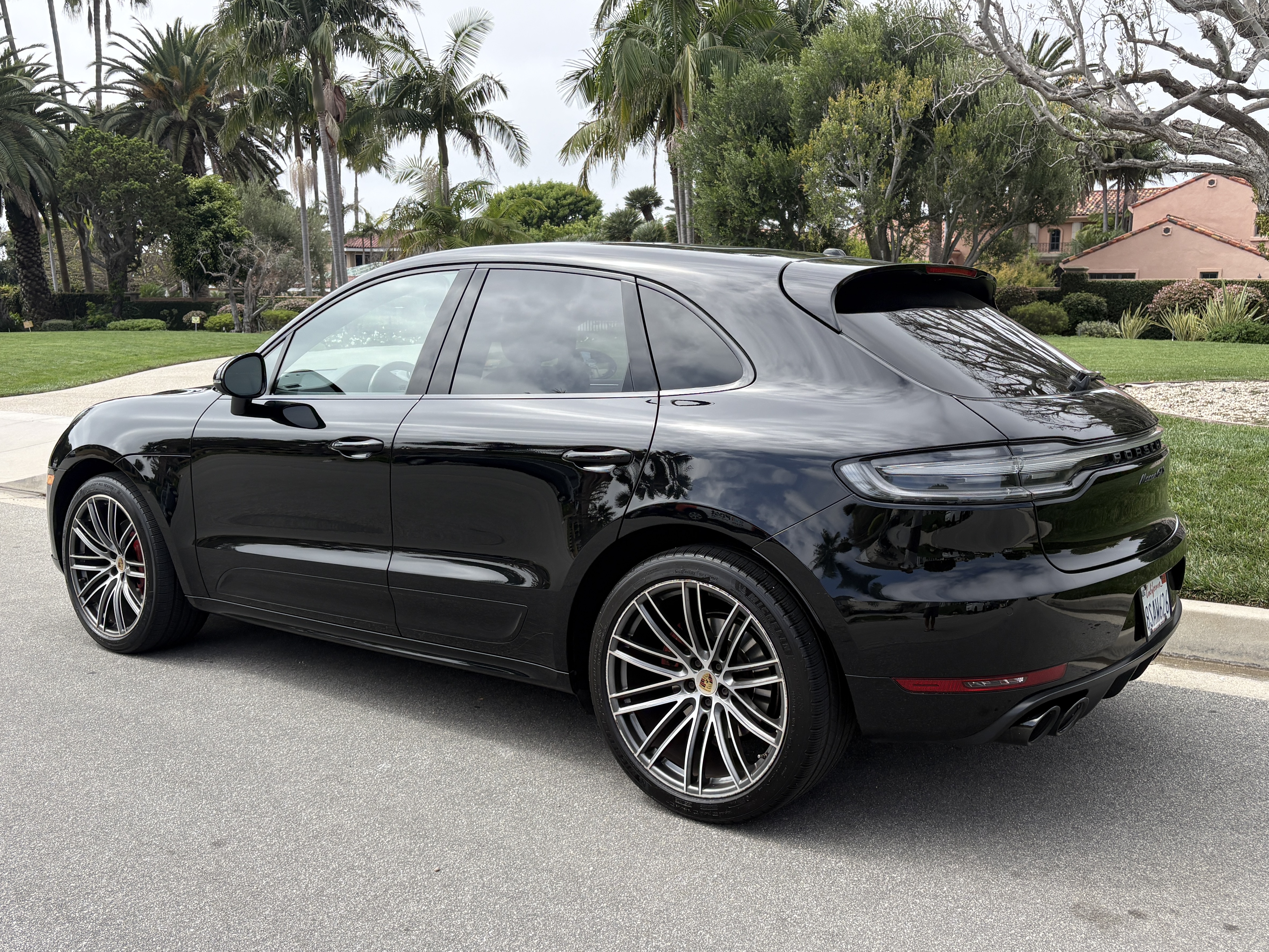 Used 2020 Porsche Macan GTS AWD/4WD image 1