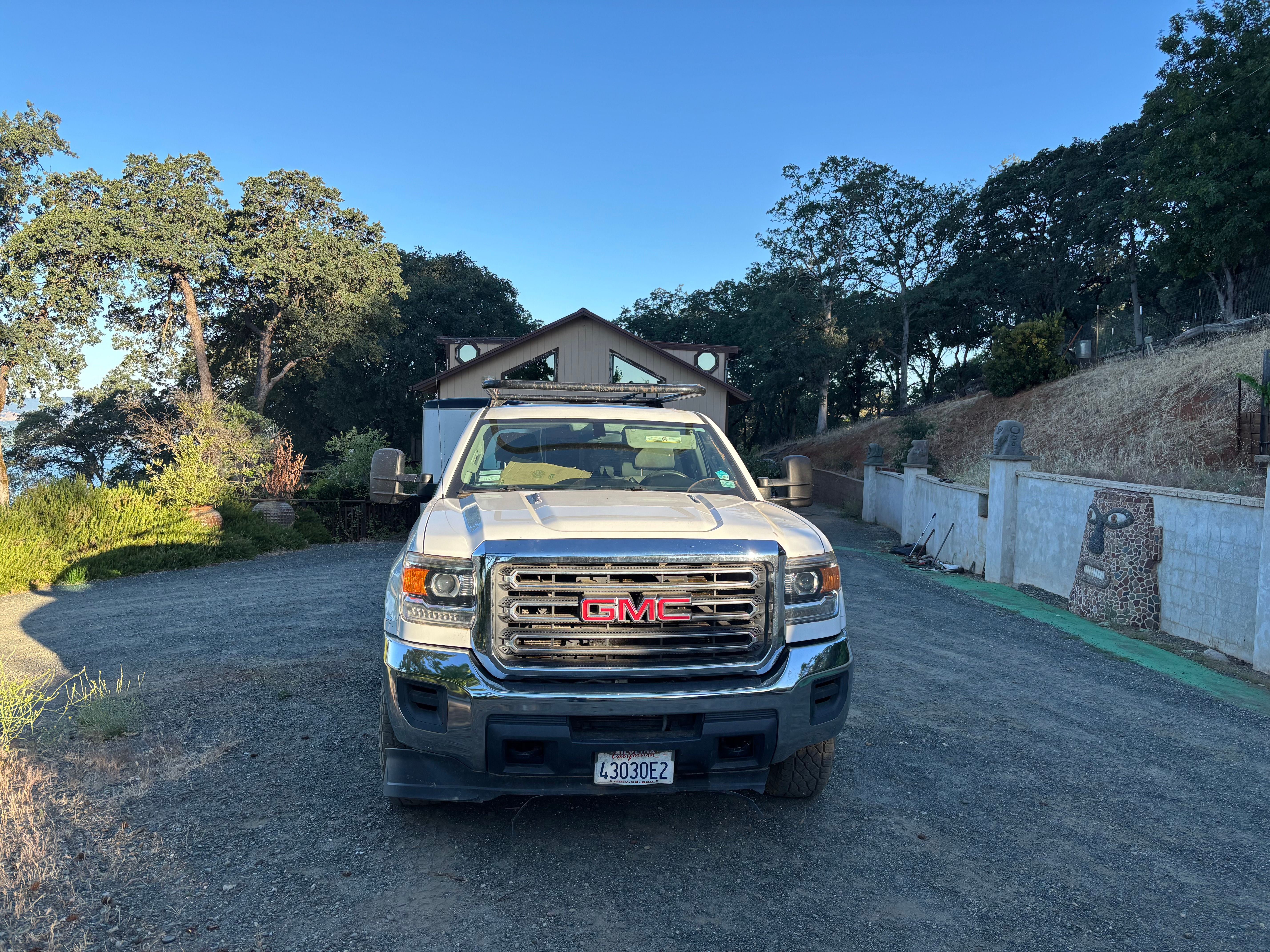 Used 2016 GMC Sierra 3500 4x4 Crew Cab image 2