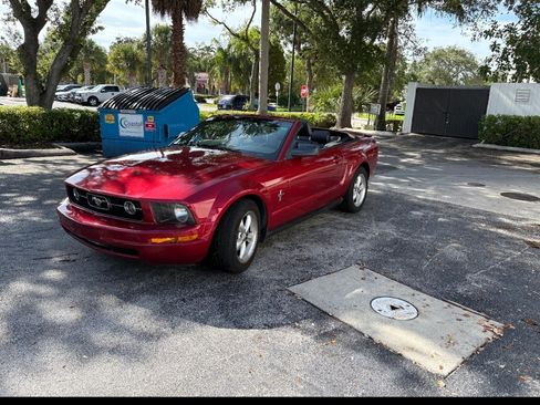 Used 2007 Ford Mustang Premium image 5